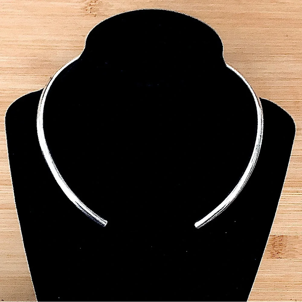 $112  Estate Tube Choker Collar  Sterling  18 Grams  Marked 925 - Picture 4 of 6